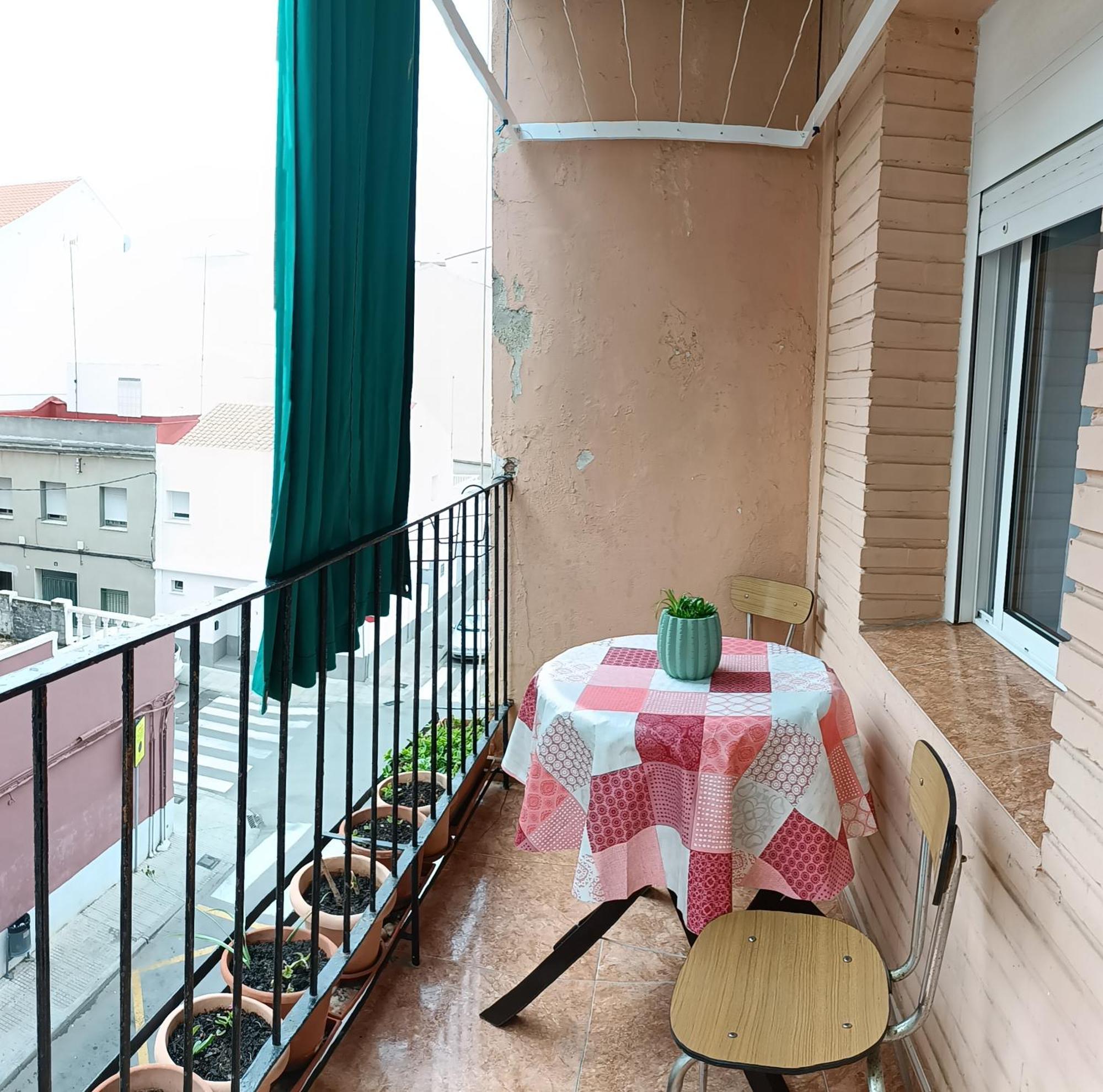 Daoiz, Vivienda Vacacional Para Familias Y Mayores De 25 Anos En El Grao De Gandia 3Ro Sin Ascensor Playa de Gandia Exterior foto